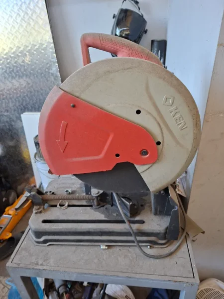 shes Shitet sharre per profile metalike 80 €