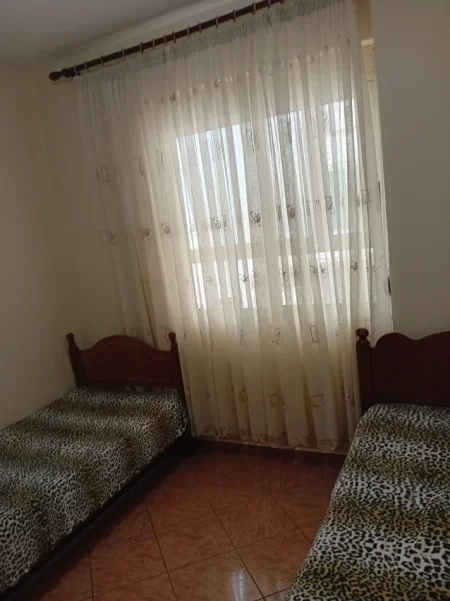 Vlore, jepet me qera apartament 2+1+Ballkon Kati 2, 368 € 