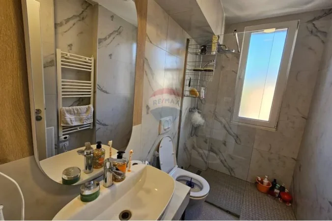 Tirane, shitet apartament 3+1+Parking 🅿️ , 109 m² 233.000 € (Rruga e Kavajes)