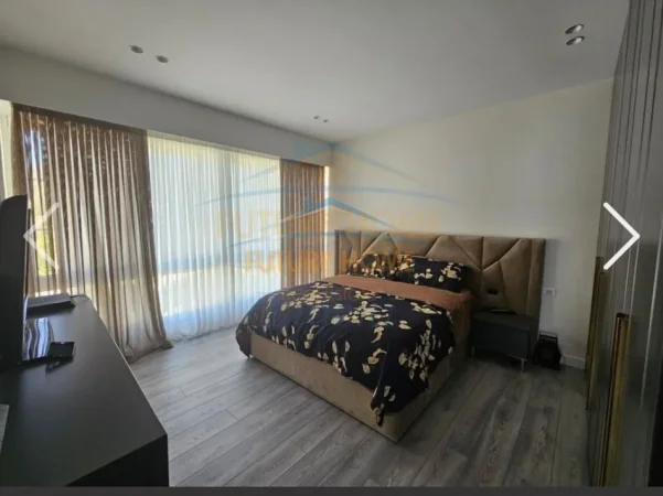 Tirane, jepet me qera Vile 2 Katshe Kati 1, 315 m² 3.500 € (Ibe e Poshtme, Palma Nova)