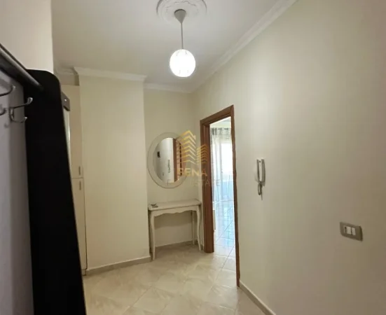 Tirane, jepet me qera apartament 2+1+Ballkon Kati 5, 110 m² 500 € (Astir)