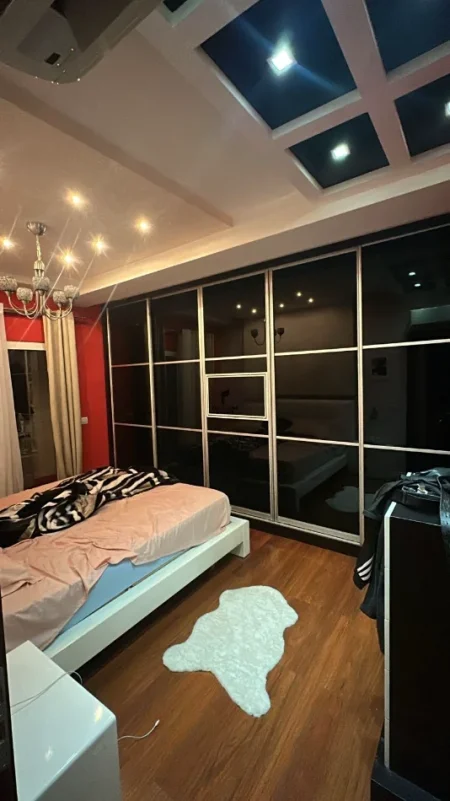 Tirane, shitet apartament 2+1 Kati 4, 100 m² 280.000 € (BRRYLI)