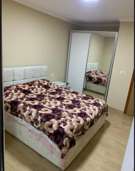 Tirane, jepet me qera apartament 1+1 Kati 3, 69 m² 450 € (RRUGA BARDHYL)