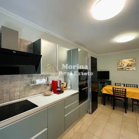 Tirane, jepet me qera Vile , 300 m² 4.000 € (TEG Kompleksi Rezidencial Garden Villas)