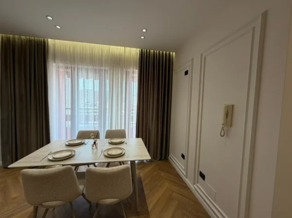 Tirane, shitet apartament 2+1 Kati 7, 101 m² 250.000 € (RRUGA E KAVAJES)