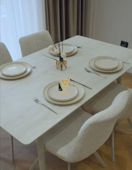 Tirane, shitet apartament 2+1+Ballkon Kati 7, 101 m² 260.000 € (PALLATI ME SHIGJETA)