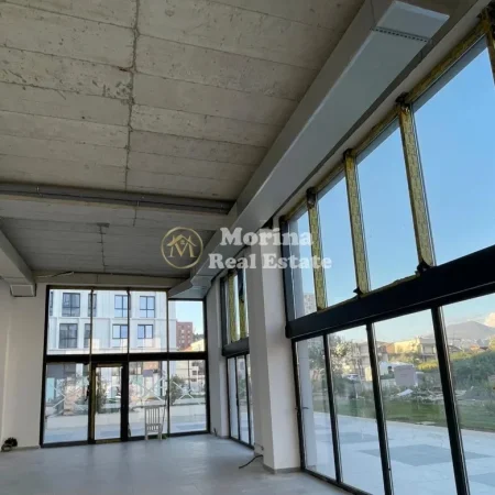 Tirane, jepet me qera ambjent biznesi Kati 1, 120 m² 1.500 € (Bulevardi i Ri)