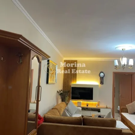 Tirane, jepet me qera apartament 2+1 Kati 3, 105 m² 600 € (Don Bosko)