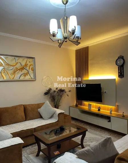 Tirane, jepet me qera apartament 2+1 Kati 3, 105 m² 600 € (Don Bosko)