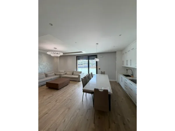 Tirane, shitet apartament 2+1 Kati 2, 129 m² 495.000 € (Sofia Hill Teg)