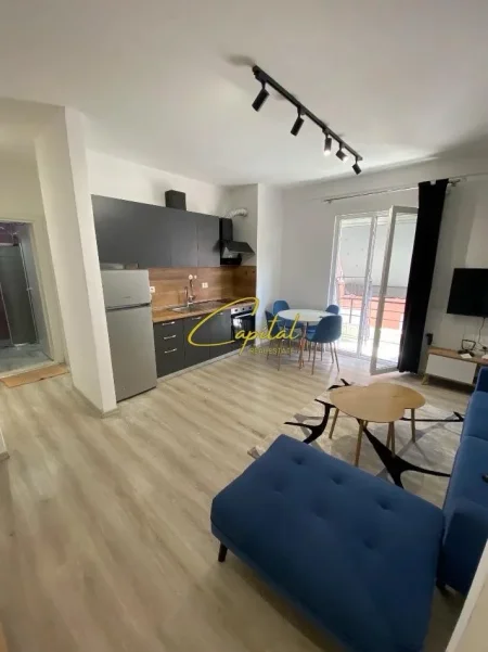 Tirane, jepet me qera apartament 1+1 Kati 3, 69 m² 370 € (SELITE)