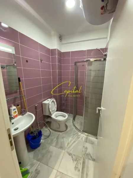 Tirane, jepet me qera apartament 1+1 Kati 3, 69 m² 370 € (SELITE)