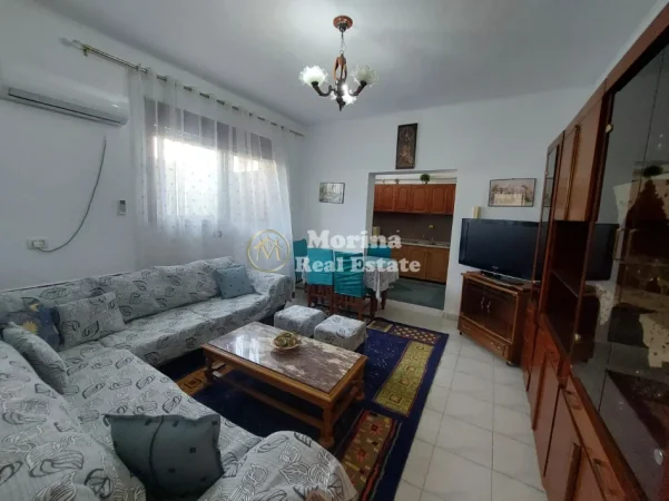 Tirane, jepet me qera shtepi 2+1 Kati 1, 95 m² 400 € (Rruga Besa)