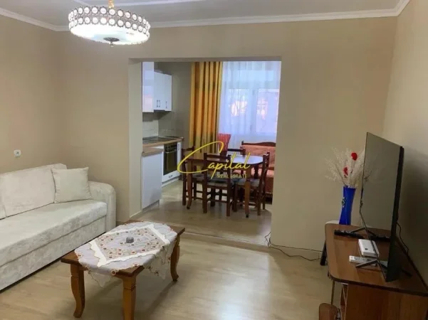 Tirane, jepet me qera apartament 1+1 Kati 3, 69 m² 450 € (XHAMLLIKU)