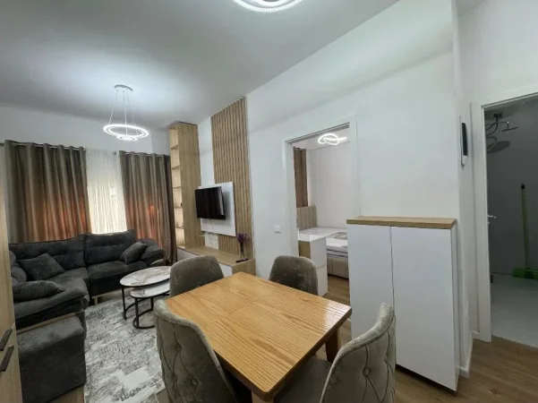 Tirane, jepet me qera apartament 1+1 Kati 2, 55 m² 500 € (Mangalem 21)