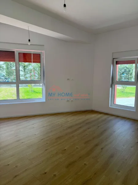 Tirane, jepet me qera zyre Kati 0, 60 m² 500 € (Rruga Pasho Hysa)