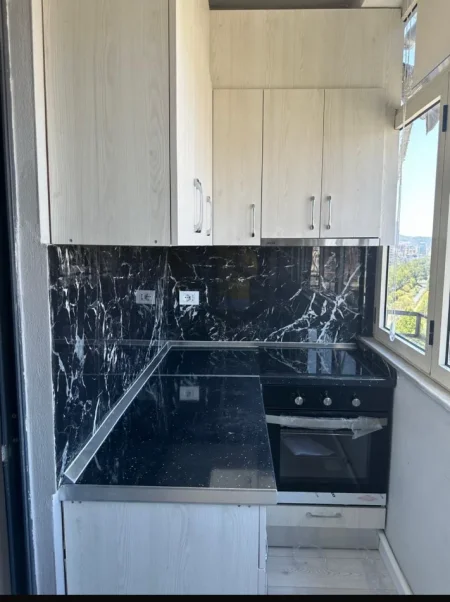 Tirane, jepet me qera apartament 2+1 Kati 7, 80 m² 650 € (Ali Demi)