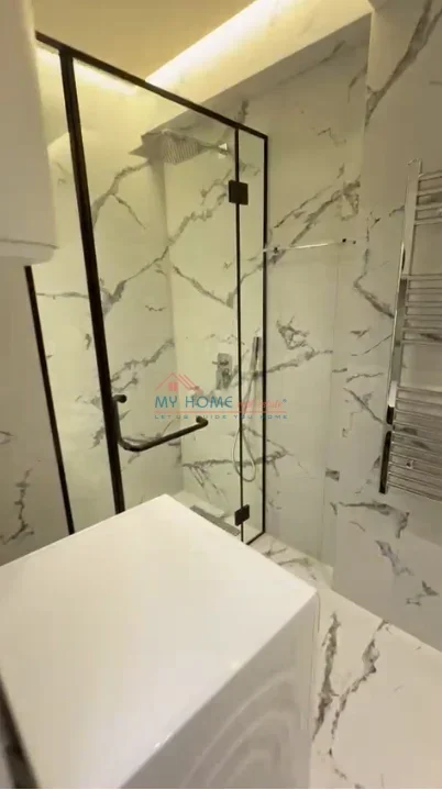 Tirane, jepet me qera apartament 2+1+Ballkon Kati 6, 95 m² 750 € (Porcelan)