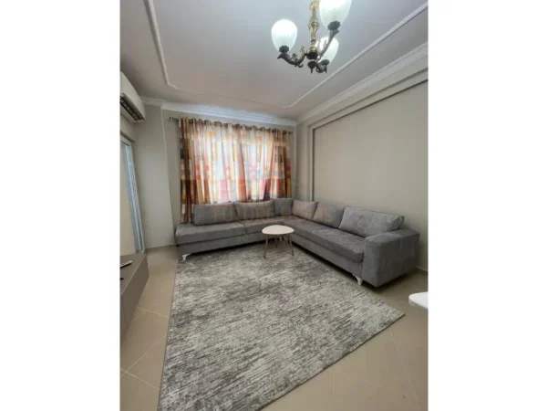 Tirane, jepet me qera apartament 2+1 Kati 1, 100 m² 600 € (Prane Bar Artisti)