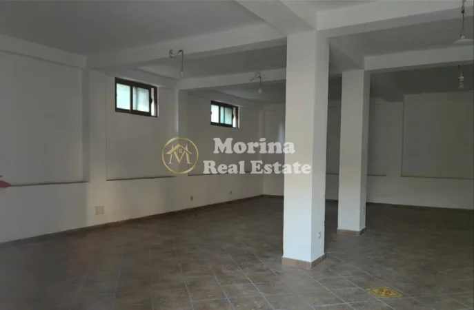 Tirane, jepet me qera ambjent biznesi Kati 0, 100 m² 450 € (Ambient Biznesi Magazine Rruga Tonin Harapi)