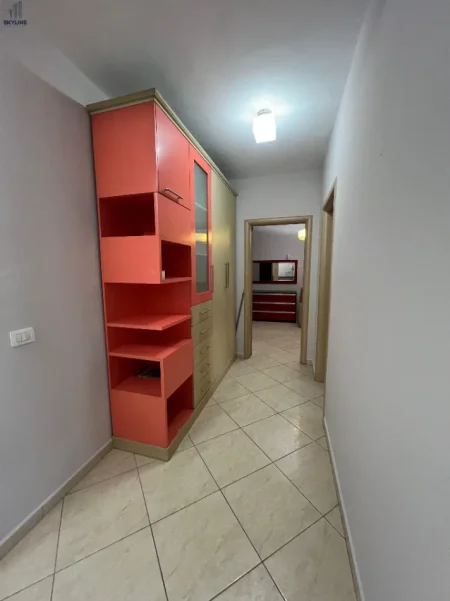 Tirane, jepet me qera apartament 2+1 Kati 5, 110 m² 550 € (Astir)