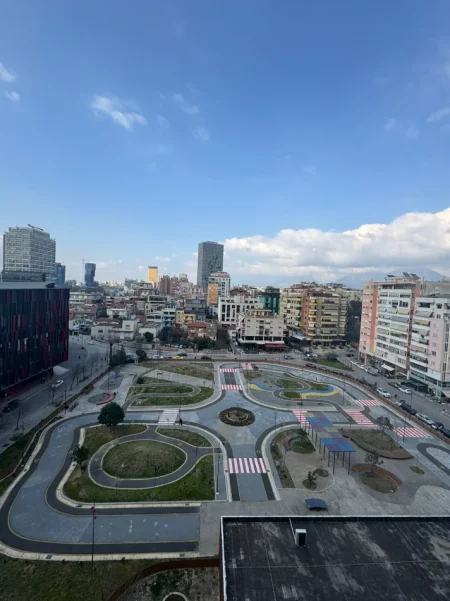Tirane, shitet apartament 3+1 Kati 10, 173 m² 796.000 € (STADIUMI AIR ALBANIA)