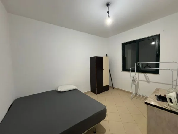 Tirane, jepet me qera apartament 2+1 Kati 2, 70 m² 400 € (Spitali Amerikan 2)