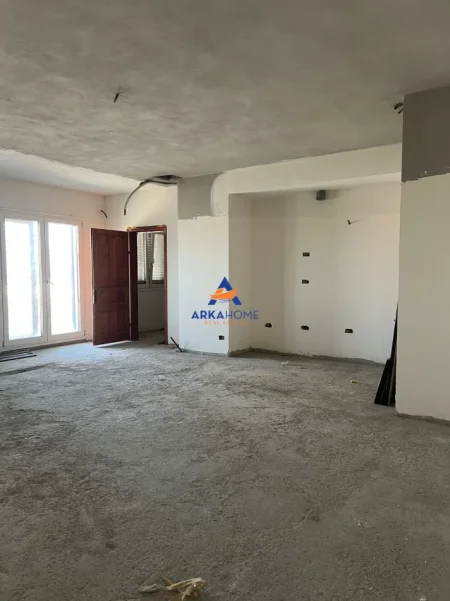 Tirane, shitet apartament 3+1 Kati 8, 160 m² 47.009 € (Tirana, Tirana Municipality, Tirana County, Central Albania, 1001-1028, Albania)