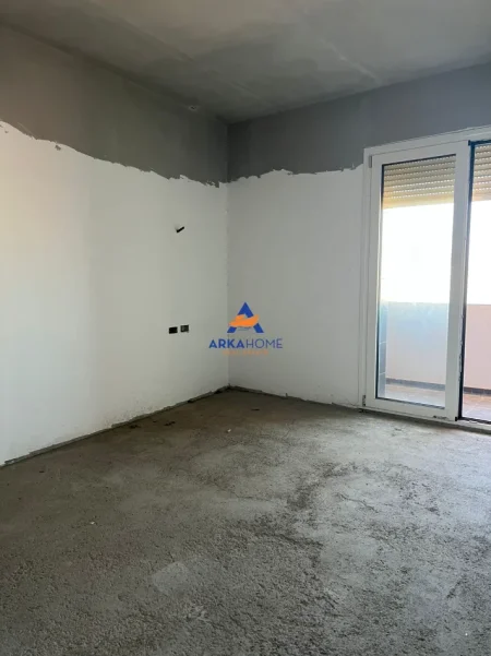 Tirane, shitet apartament 3+1 Kati 8, 160 m² 47.009 € (Tirana, Tirana Municipality, Tirana County, Central Albania, 1001-1028, Albania)