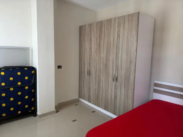 Tirane, jepet me qera apartament 2+1 Kati 2, 80 m² 450 € (Sauk)