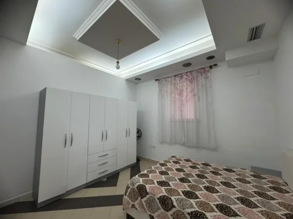 Tirane, jepet me qera apartament 2+1+Ballkon Kati 2, 80 m² 400 € (Selitë e Vogël (Rrethi i Selitës))