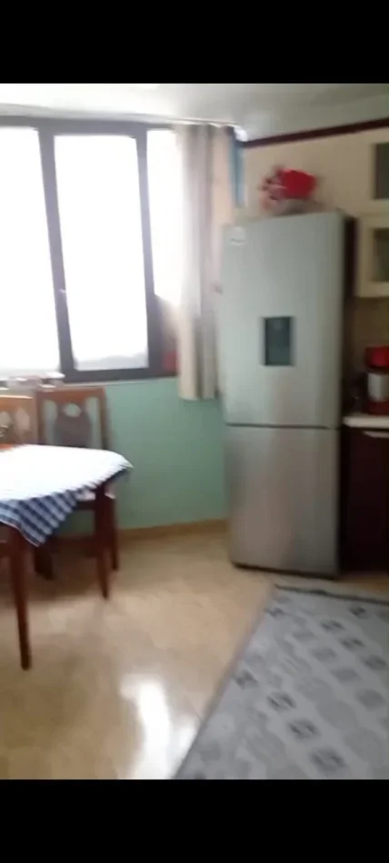 Tirane, jepet me qera apartament 2+1 Kati 1, 70 m² 600 € (Stadiumi Dinamo)