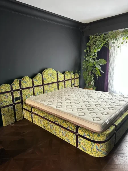 Tirane, jepet me qera apartament 2+1 Kati 7, 150 m² 1.800 € (Qender)