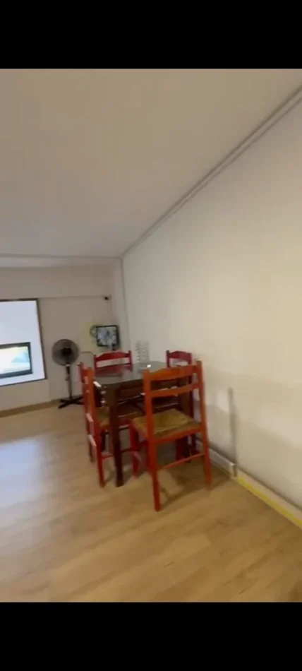 Tirane, jepet me qera apartament 1+1 Kati 0, 50 m² 500 € (Duplex Rruga 5 Maji)