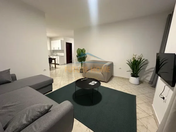 Tirane, jepet me qera apartament 2+1 , 93 m² 470 € (Unaza e re)