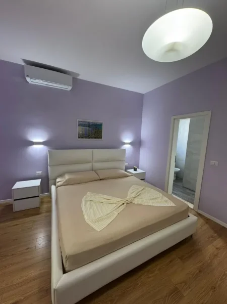 Tirane, jepet me qera apartament 2+1+Ballkon Kati 2, 110 m² 630 € (Rruga e Dibres)