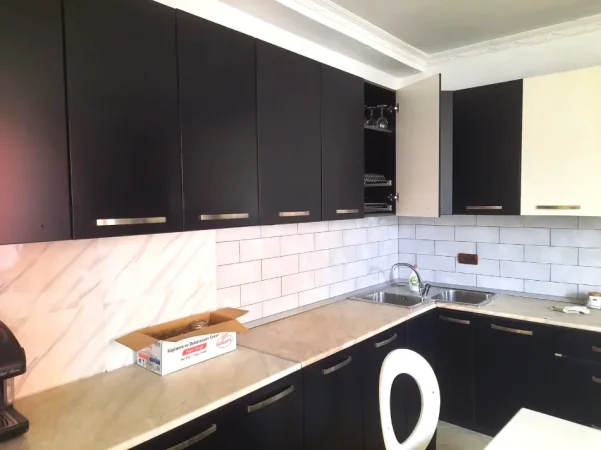🏡JEPET ME QERA SUPER APARTAMENT 2+1 NE VASIL SHANTO, 700 Eur