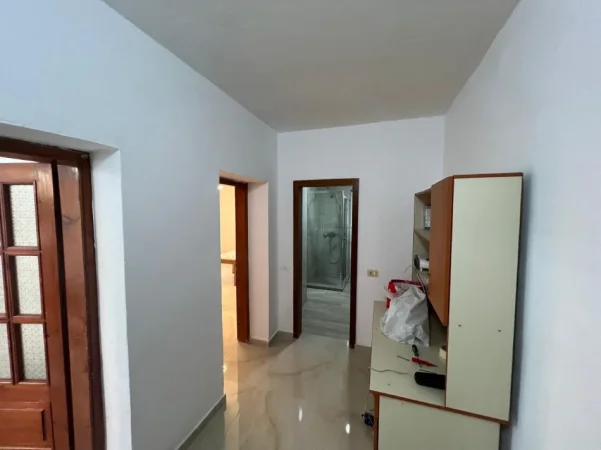 🏡 Jepet me Qera Apartament 1+1 ne Selite,  400 euro