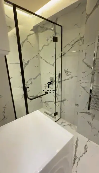 Tirane, jepet me qera apartament 2+1 Kati 6, 95 m² 750 € (KINOSTUDIO)