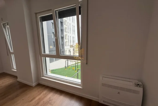Tirane, jepet me qera ambjent biznesi Kati 1, 78 m² 600 € (5 Maji, Kompleksi Tirana Uptown)