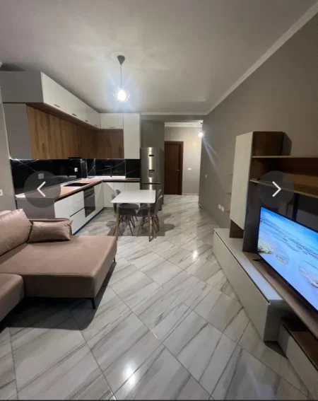 Tirane, jepet me qera apartament 2+1 Kati 8, 80 m² 400 € (Kamez Municipality)