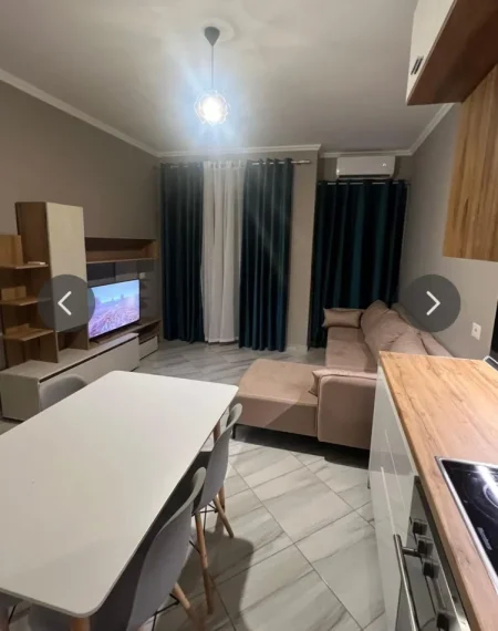 Tirane, jepet me qera apartament 2+1 Kati 8, 80 m² 400 € (Kamez Municipality)