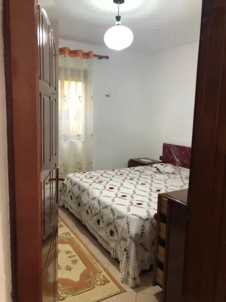 Tirane, shitet apartament 2+1 Kati 1, 90 m² 120.000 € (Kinostudio, Zona 3700)