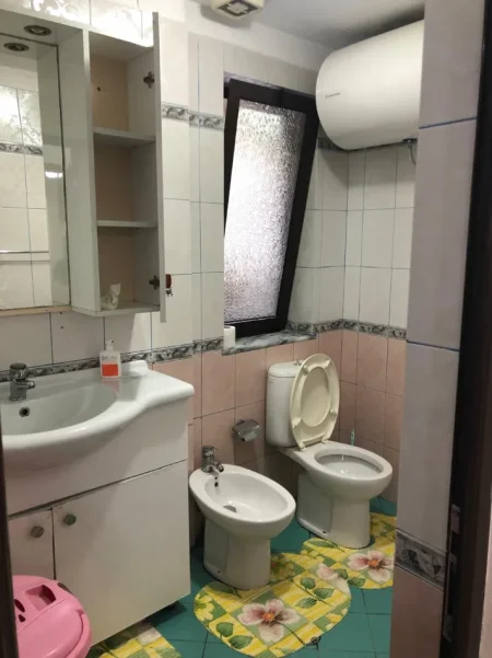 Tirane, shitet apartament 2+1 Kati 1, 90 m² 120.000 € (Kinostudio, Zona 3700)