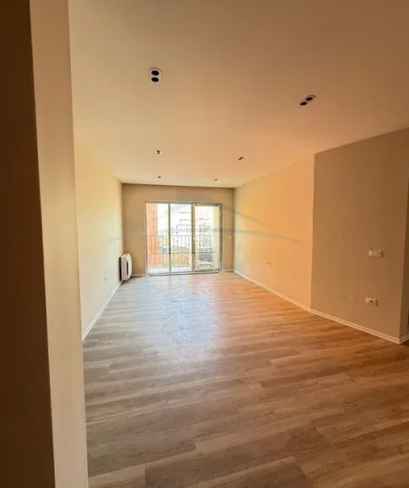 Tirane, shitet apartament 2+1 Kati 5, 103 m² 257.500 € (rruga qemal stafa)