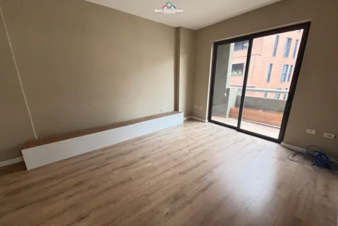 Tirane, shes apartament 2+1 Kati 6, 126 m² 330.000 € (rruga e kosovareve)