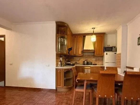 Tirane, shitet apartament 2+1 Kati 2, 100 m² 222.000 € (ZOGU I ZI)