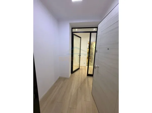 Tirane, shitet apartament 2+1 Kati 7, 114 m² 230.600 € (unaza ere)