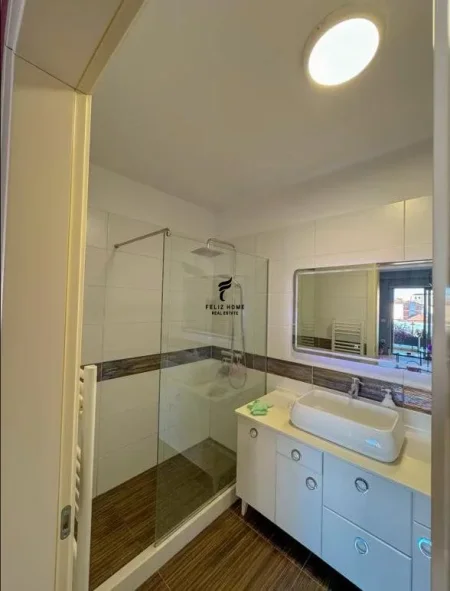 Tirane, jepet me qera apartament 2+1 Kati 6, 90 m² 800 € (MINE PEZA)