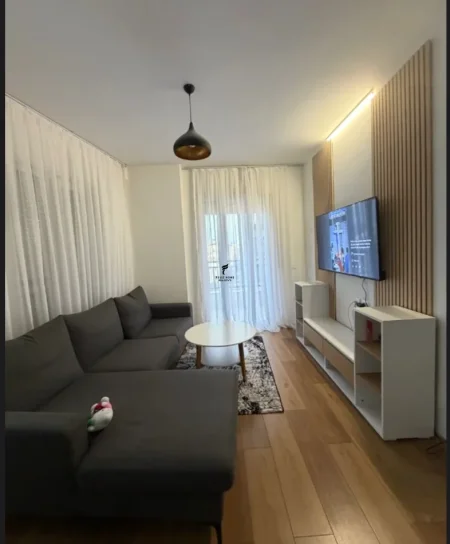 Tirane, jepet me qera apartament 2+1 Kati 3, 80 m² 550 € (ASTIR)